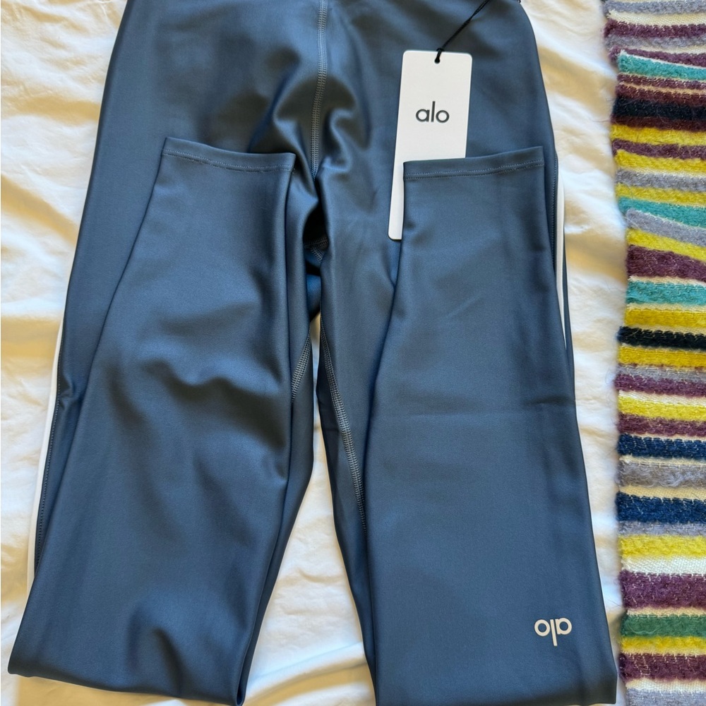 NWT! ALO AIRLIFT HIGH WAIST SUIT UP LEGGINGS - Picture 10 of 14